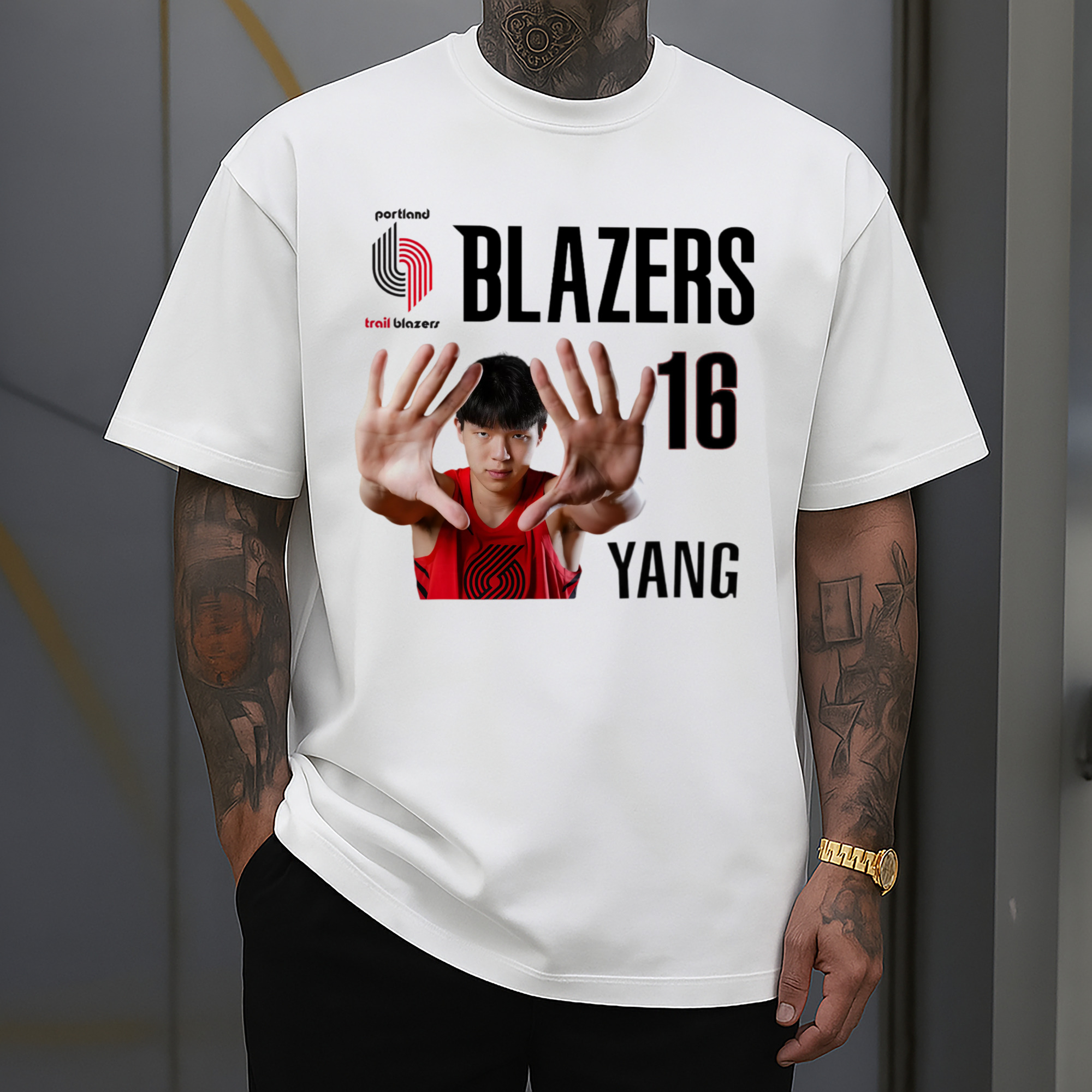 Hansen Yang #16 Blazers ’Show off the big hand‘ T-shirt