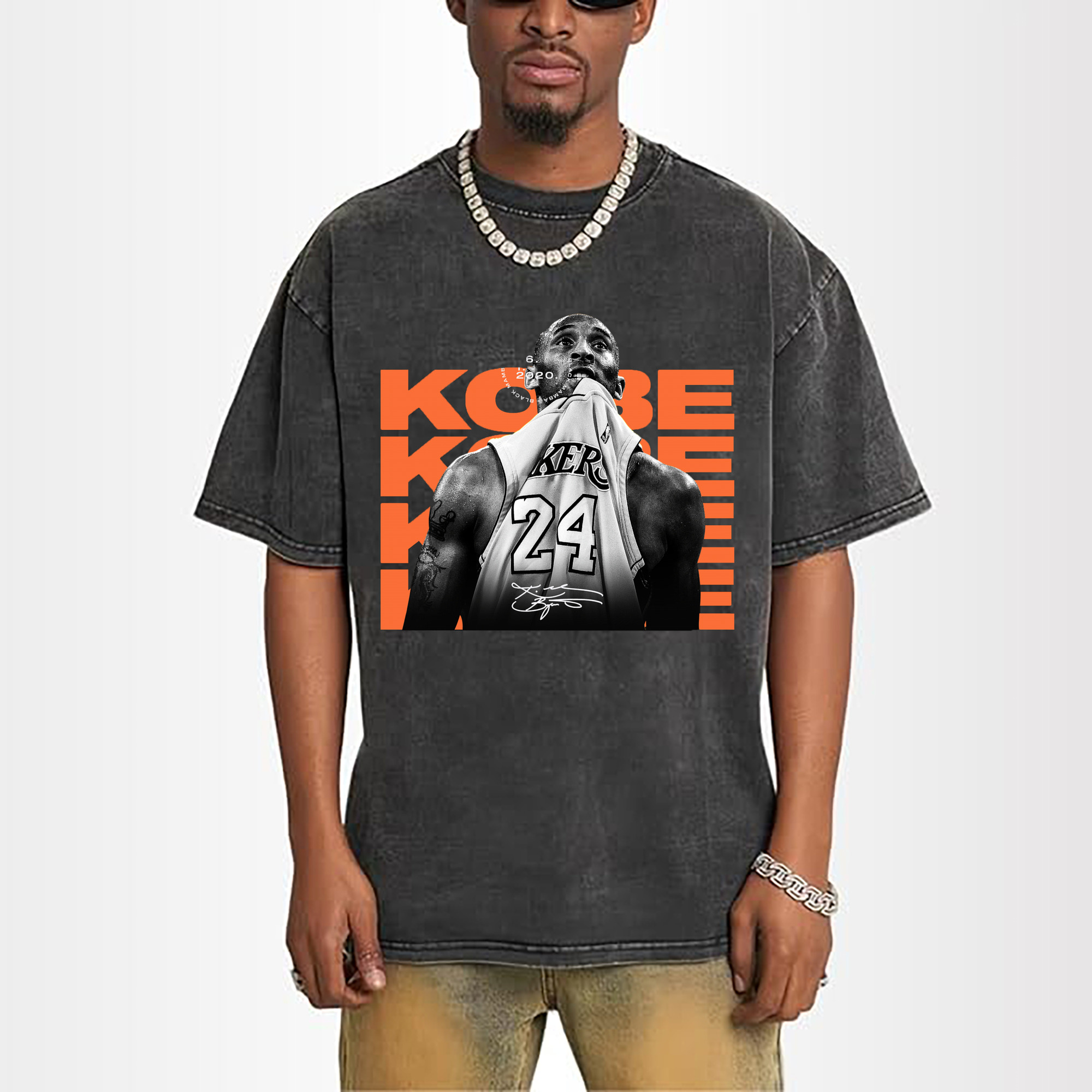 kobe bryant bite the jersey T‑Shirt