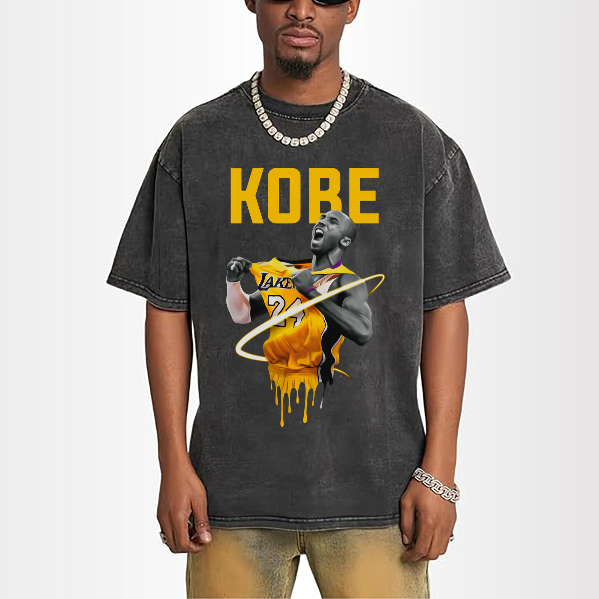 Lakers Kobe Bryant  Pull the jersey Comic t-shirt