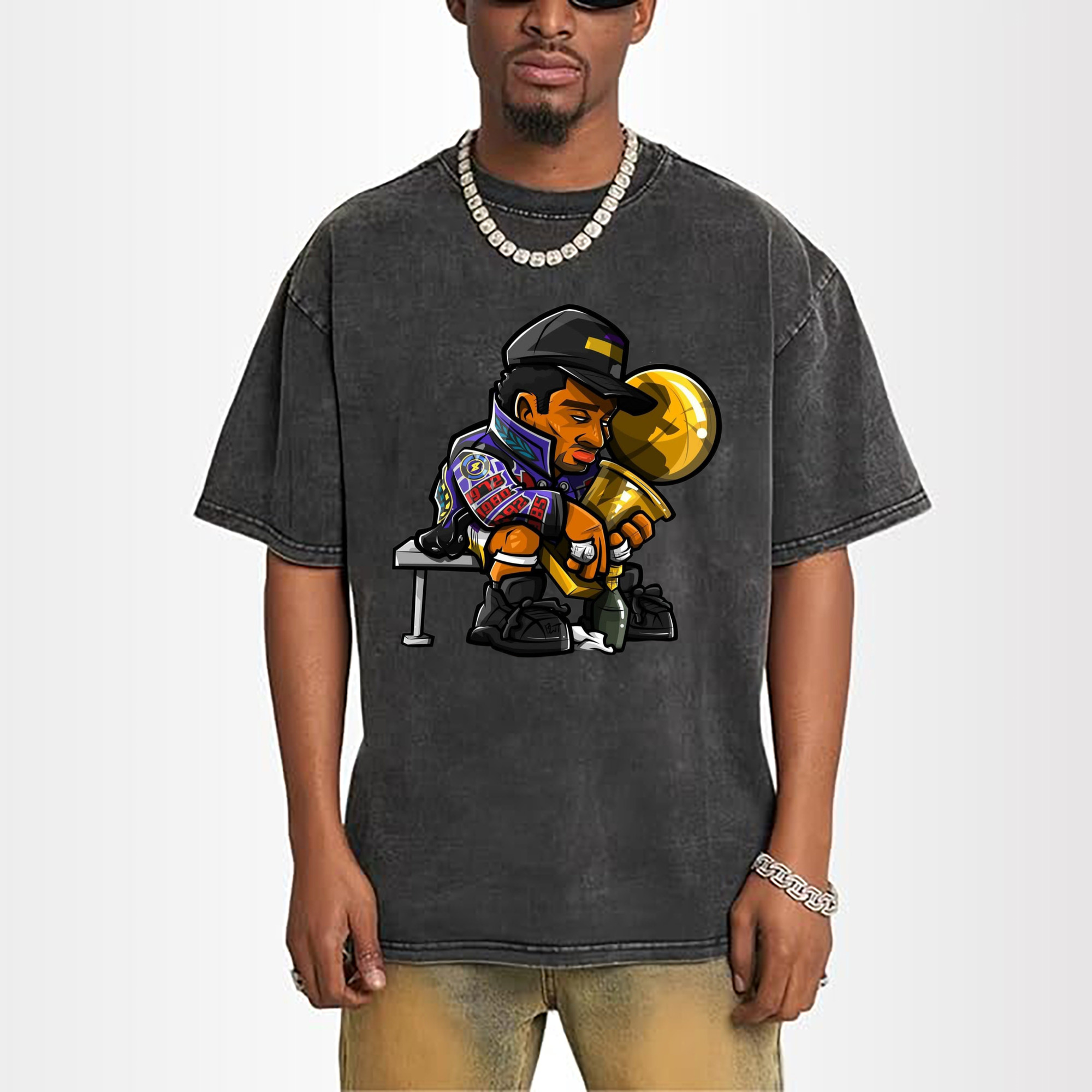 lakers kobe bryant  #8 Hugging the trophy graphic T‑Shirt